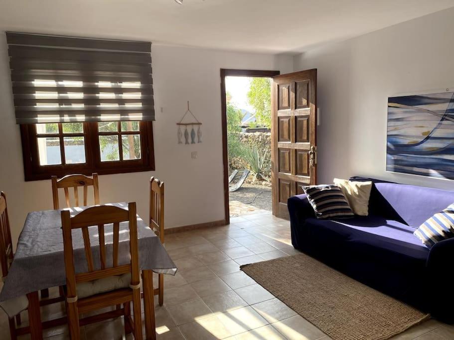 Orange House, Surf&Yoga Lajares Exterior foto