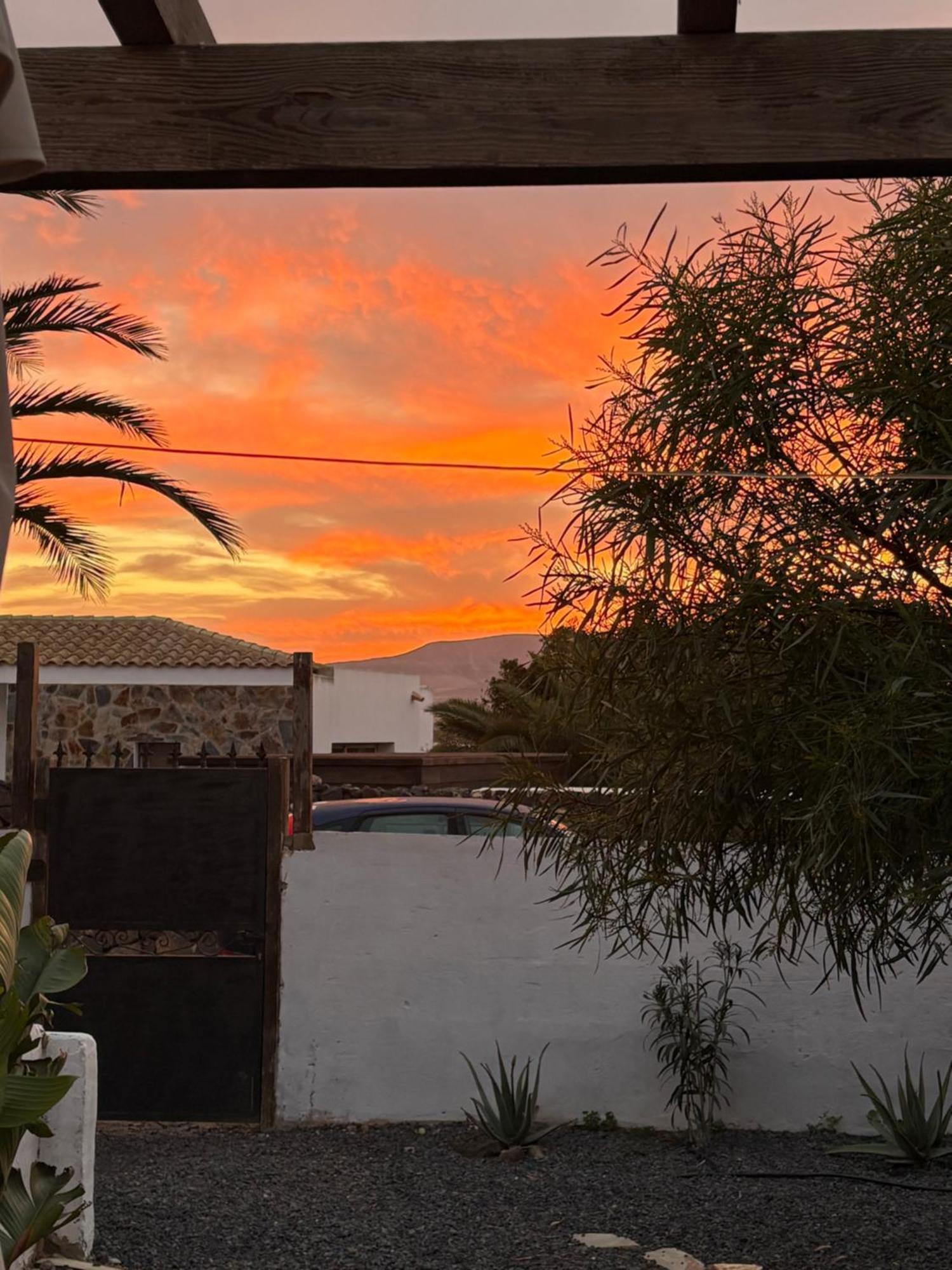 Orange House, Surf&Yoga Lajares Exterior foto